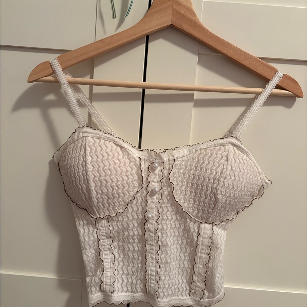 White Textured Pearl Built-in Padding Tank